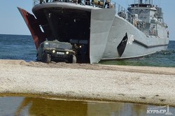 Си-Бриз: морской десант на полигоне Широкий Лан (ФОТО)