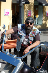 Сегодня по Одессе проехал парад байкеров (ФОТО)
