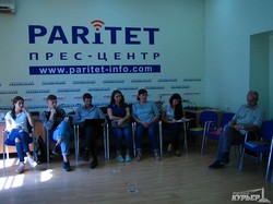 Одесские волонтеры учатся безопасности и работе с медиа