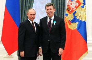 К кому ездил в гости Кивалов в Вену и в Москву?