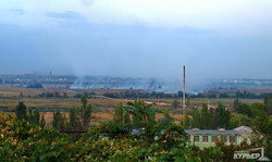 В Одессе продолжают гореть Поля Орошения: удушливый дым идет на центр города (ФОТО)