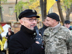 Несмотря на митинг поддержки, суд отказал Боровику в требовании не давать Труханову удостоверение мэра Одессы (ФОТО)