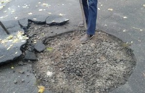 Одесские активисты готовят Французский бульвар к высадке деревьев