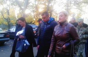 К комбату одесской 28-й бригады по делу о контрабанде правоохранители пришли прямо в госпиталь (ФОТО, ВИДЕО)