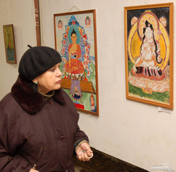 Выставка Дарьи Прониной "Найди себя" открылась вчера в Одессе (ФОТО)