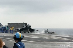 Французская республика наносит ответный удар: ее единственный атомный авианосец идет к берегам Сирии (ФОТО)