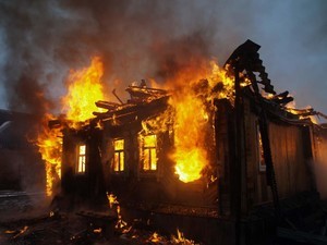 В новогоднюю ночь в Одессе и области горели шесть домов (ВИДЕО)