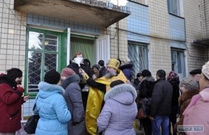 В райцентре Одесской области на территории больницы открыли часовню