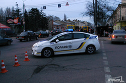 Одесские чиновники попытались снести радиорынок, но не смогли (ФОТО)
