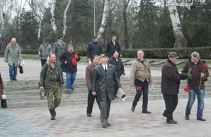 В Одессе попытались отметить 23 февраля с "георгиевскими" лентами