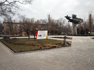 В Одессе благоустраивают сквер на 5-й станции Фонтана (ФОТО)
