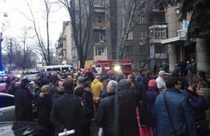 Собрание инвесторов недостроенного дома в одесском доме офицеров сорвали ложным заминированием