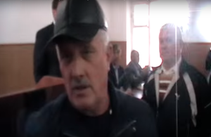 Депутат Одесского облсовета бьет журналиста в прямом эфире (ВИДЕО)