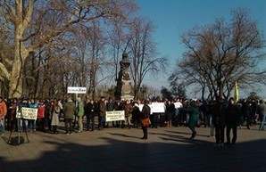 На сессию Одесского горсовета не пускали журналистов, активистов и бойцов Нацгвардии