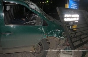 Одесских пограничников попытался протаранить пьяный водитель на микроавтобусе (ФОТО)