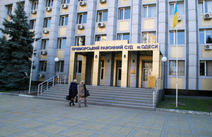 Суд не стал рассматривать иск с требованием к одесскому горсовету работать на украинском языке