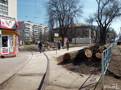 На 6-й Фонтана в Одессе снесли рынок и ремонтируют кольцо трамвая (ФОТО)