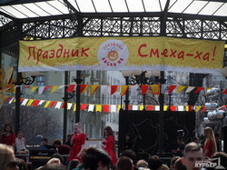 Юморина в одесском Горсаду: ярмарка, концерт и еда (ФОТО)