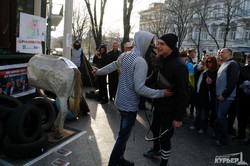 Прокуратура Одесской области заблокирована: протестующие требуют голову Стоянова (ФОТО)