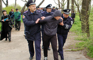День освобождения Одессы сопровождался драками между патриотами и любителями России (ФОТО)