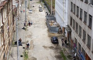 Одесситы провели субботник на Деволановском спуске