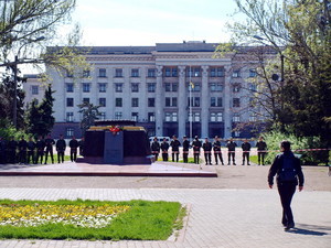Силовики вытеснили акцию одесских пророссийских активистов с Куликова поля из-за заминирования (ФОТО)