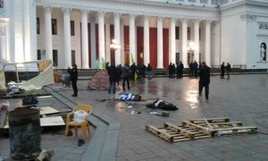 Одесские политики и общественники о ночных событиях на Думской