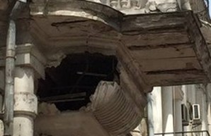 В центре Одессы обрушился балкон