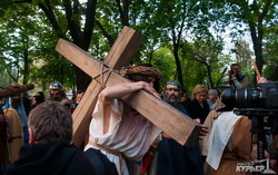 В Одессе воссоздали Страсти Христовы (ФОТО)