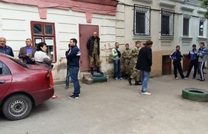 В Одессе происходит попытка рейдерского захвата здания религиозной организации