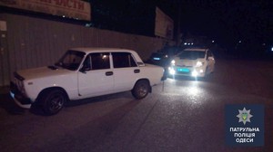 В Одессе вооруженные мужчины ограбили автозаправку