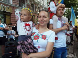 Юные граждане Одессы на марше вышиванок (ФОТО)