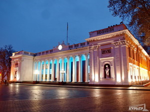 Одесский облсовет передал городу 11 памятников архитектуры