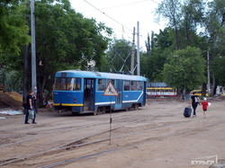 Реконструкция Старосенной: с площади временно убрали маршруты одесских автобусов (ФОТО)