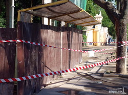 Одну из одесских строек частично сносят (ФОТО)