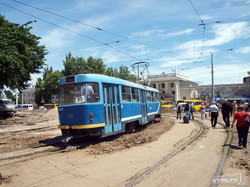 В Одессе сносят здание диспетчерской на Старосенной площади (ФОТО)