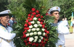 В Одессе официально почтили память жертв Второй мировой: Саакашвили не пришел (ФОТО)