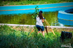 В одесском парке Победы чистят еще один пруд (ФОТО)