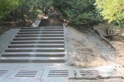 Ремонт лестницы возле Лермонтовского санатория закончен (ФОТО)