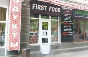 В Измаиле число отравившихся шаурмой растет, а некоторые кафе продолжают работать