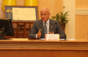 Мэр считает Одессу единственным городом Украины, где реформируют медицину