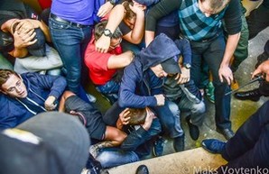 "Марш равенства" в Одессе: немного участников, много полиции и потасовки