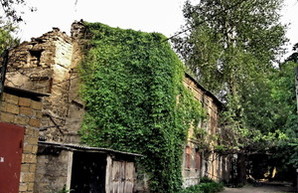 Прогулка по чреву Одессы: улица Пишоновская (ФОТО)