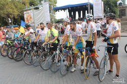 Команда в составе ветеранов АТО и волонтеров проехали дорогами 16 стран и финишировали в Одессе (ФОТО)