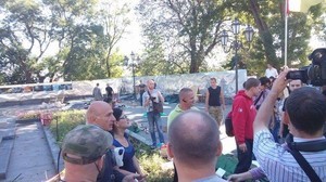 В Одессе ликвидировали "антитрухановский майдан": одни патриоты разогнали других (ФОТО, ВИДЕО)