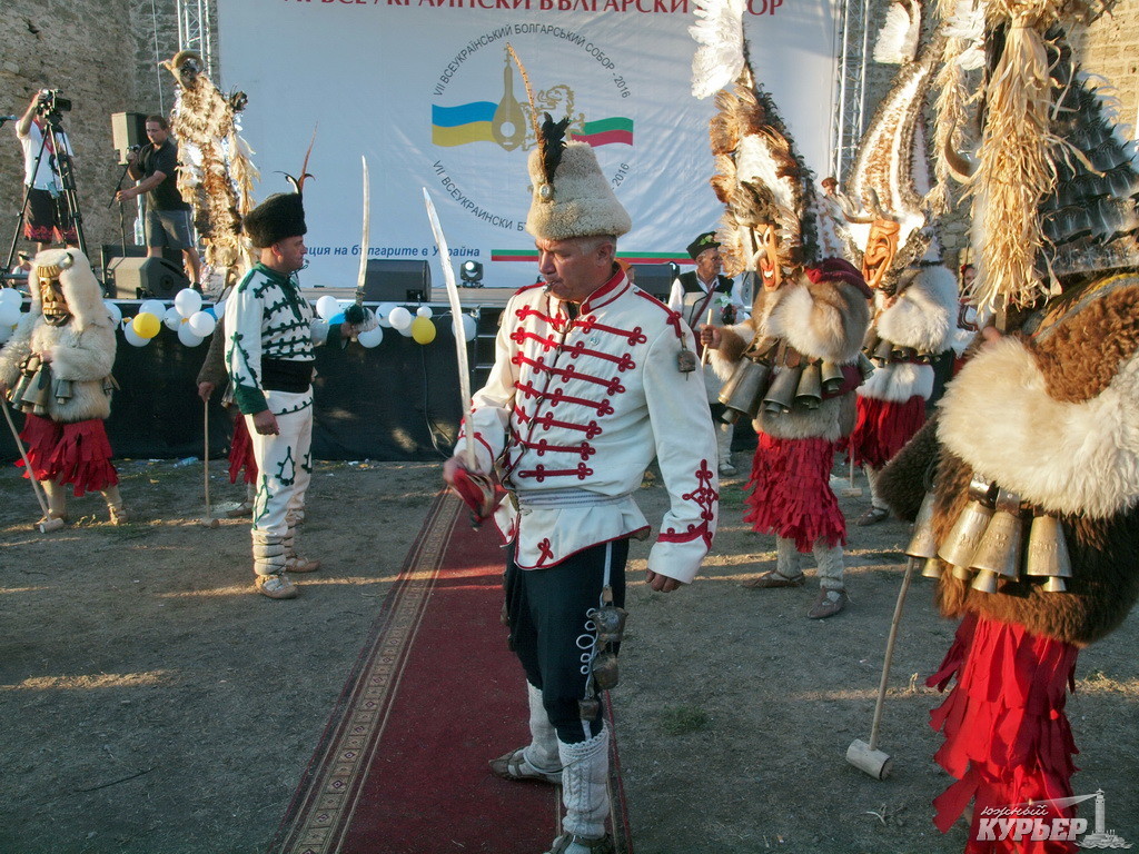 фестиваль болгарского обычая сурва