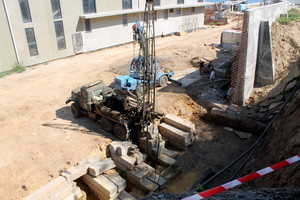 В Аркадии строят подпорную стену для защиты от оползней (ФОТО)