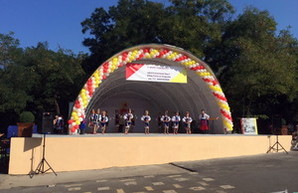 В одесском парке Шевченко открыли отремонтированную "ракушку" (ФОТО)