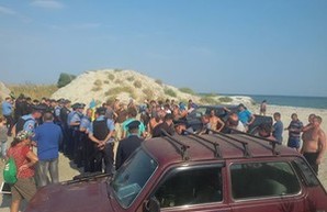 Полиция не смогла предотвратить массовую драку в национальном парке на юге Одесской области (ФОТО)