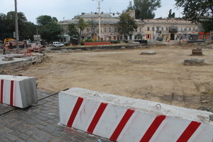 Реконструкция Тираспольской площади в Одессе: готовят основание для новых трамвайных путей (ФОТО)